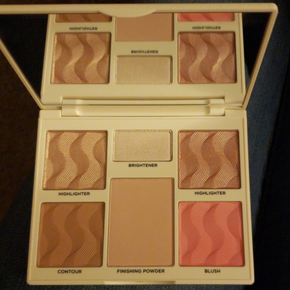 Cover FX face palette